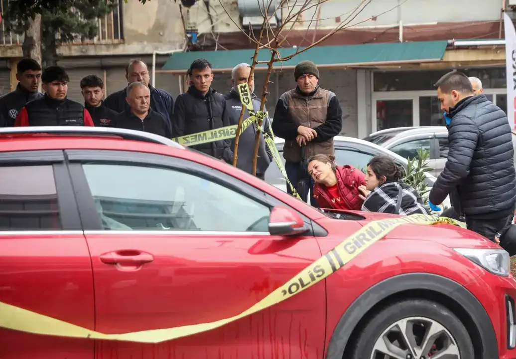 Antalya Sanayi’de Direksiyon Başında Hayatını Kaybetti 6